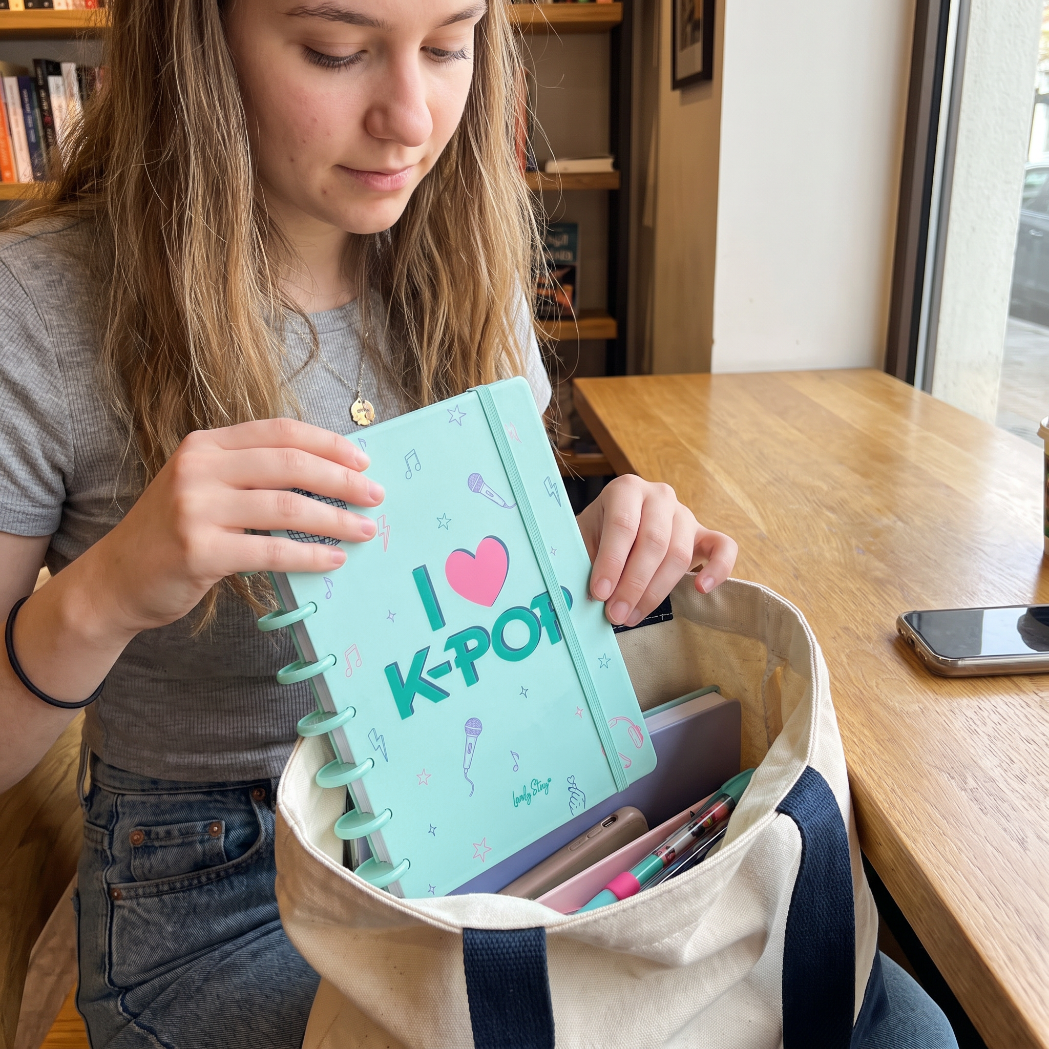 Cuaderno Smartbook Con Sistema de Discos – K-Pop | Lovely Story