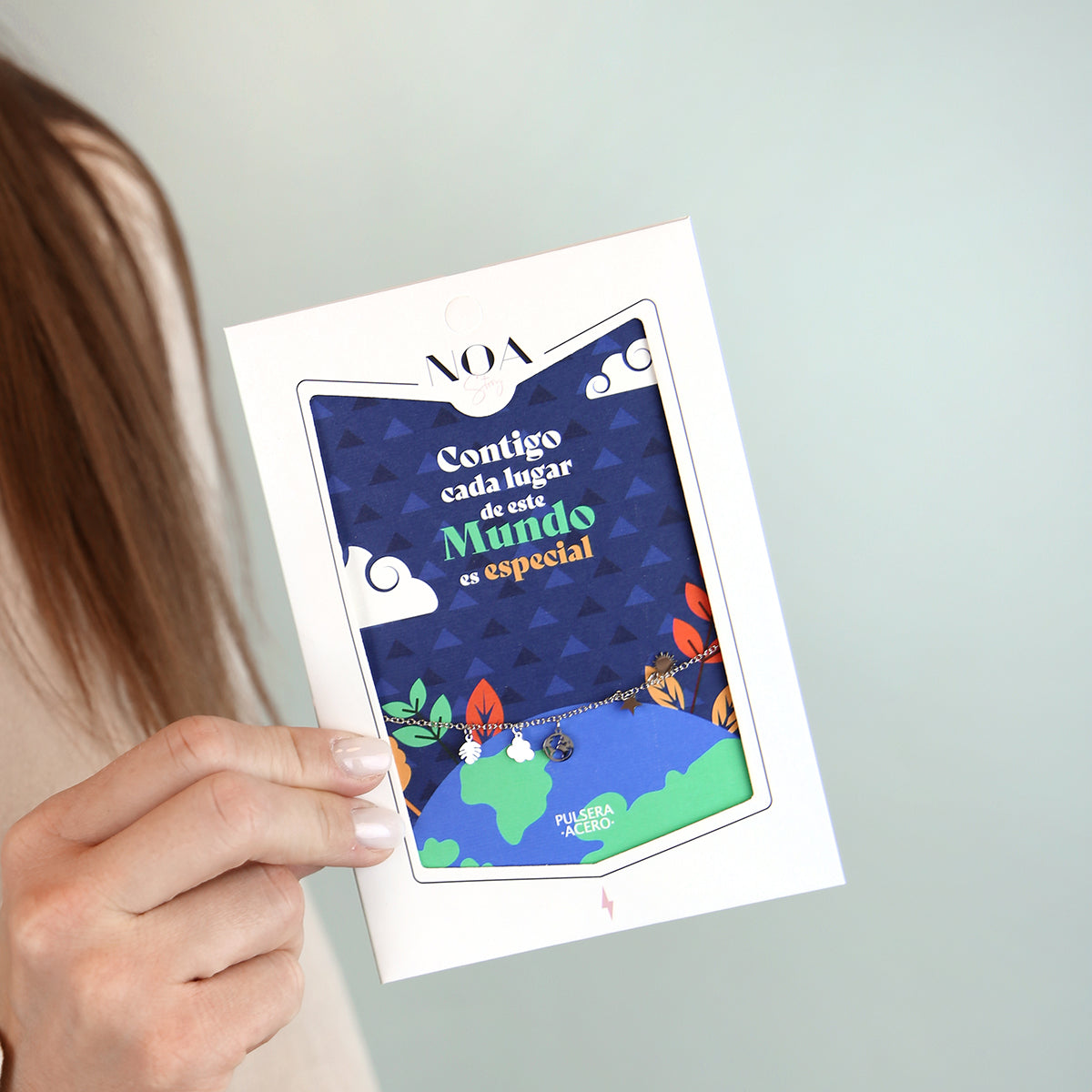Pulsera de acero plateado - Contigo cada lugar de este Mundo es especial