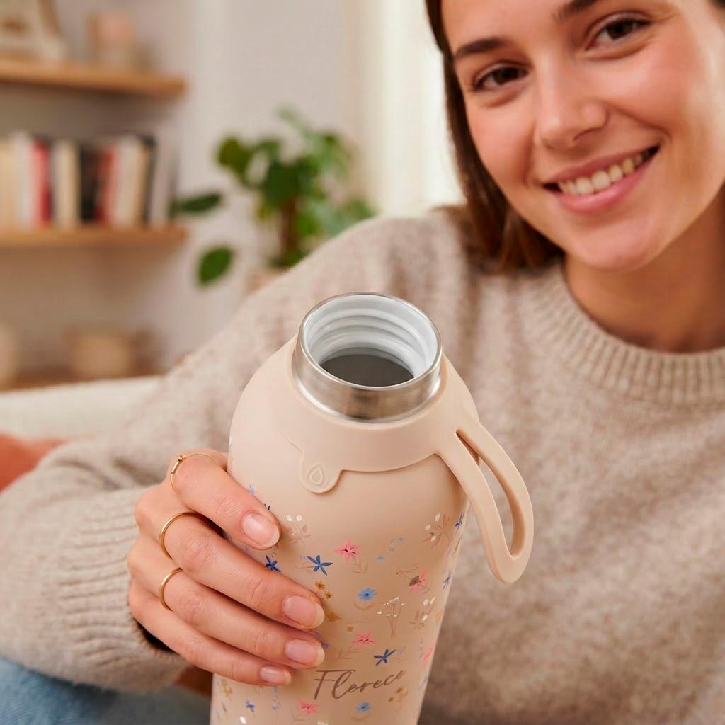 Botella Térmica de Acero Inoxidable con Interior Cerámico y Doble Tapón – Petal Whisper