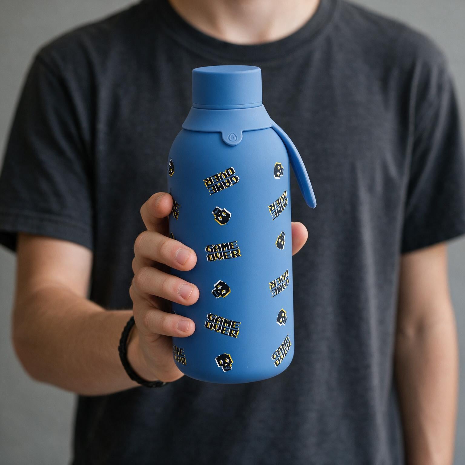 Botella Térmica de Acero Inoxidable con Interior Cerámico y Doble Tapón – Arcade Skull | Aurea
