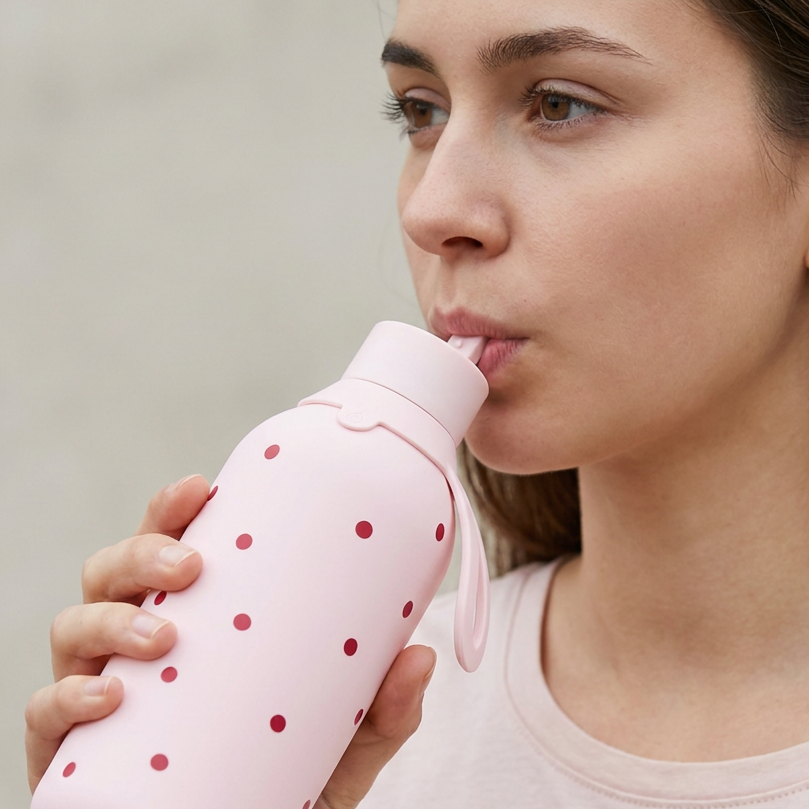 Botella Térmica de Acero Inoxidable con Interior Cerámico y Doble Tapón – Petite Dots | Aurea