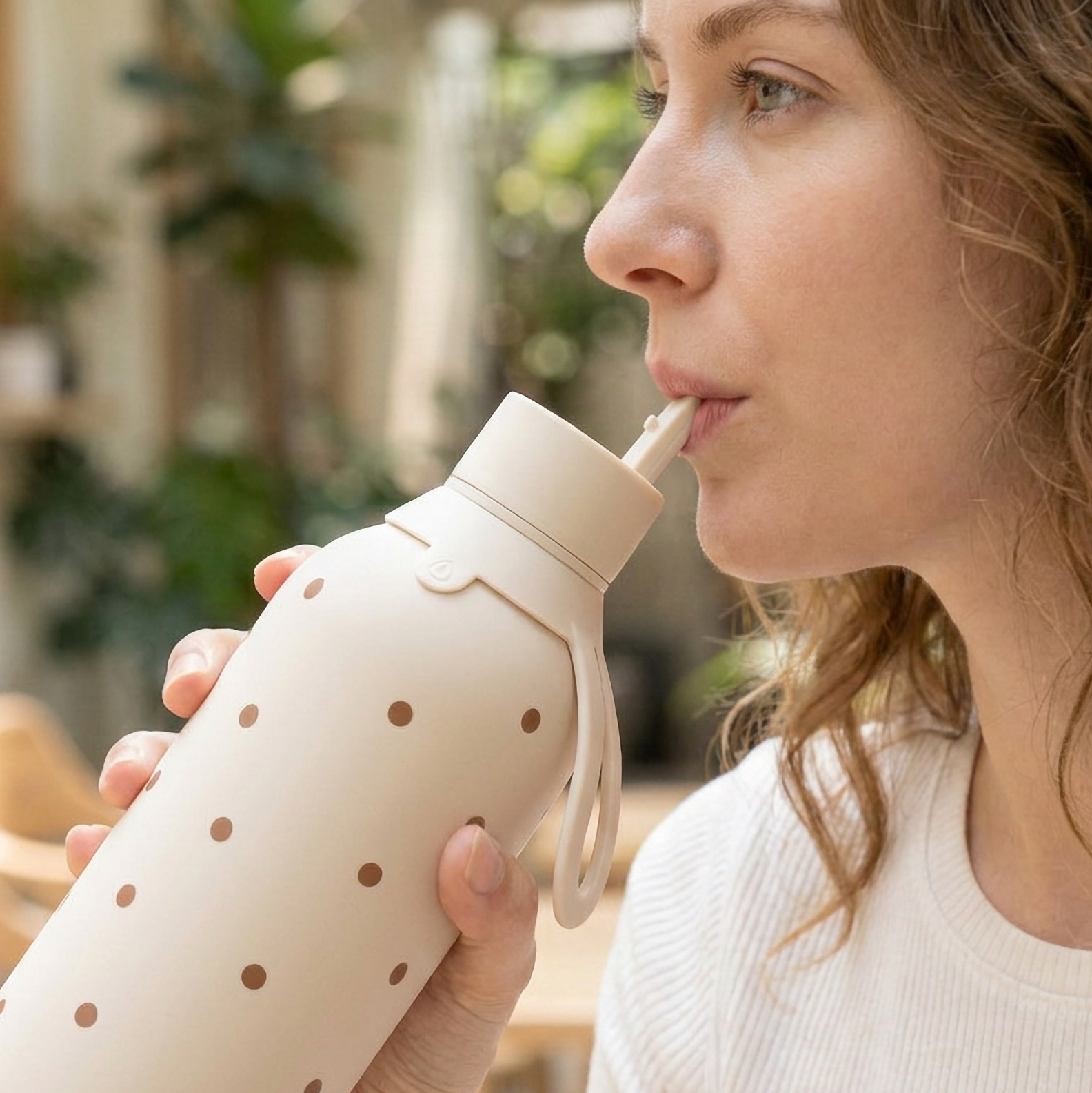 Botella Térmica de Acero Inoxidable con Interior Cerámico y Doble Tapón – Petite Dots | Aurea